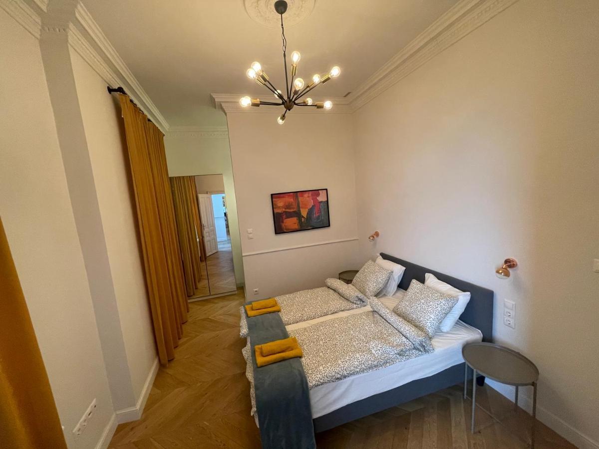 City Center 3, Elegant And Cozy 2Br In City Center! บูดาเปสต์ ภายนอก รูปภาพ